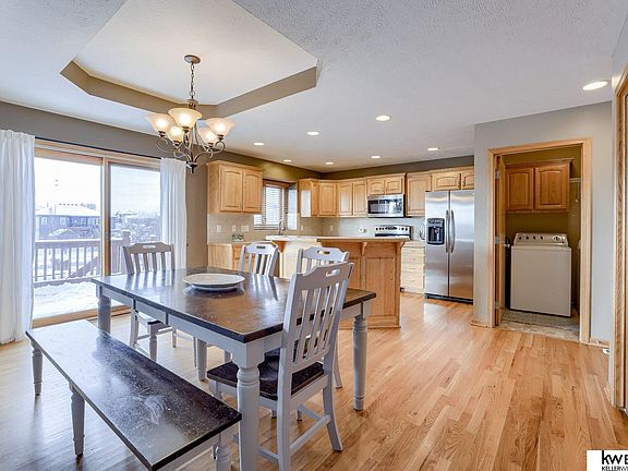 3rd image of 21323 Flagstone Dr