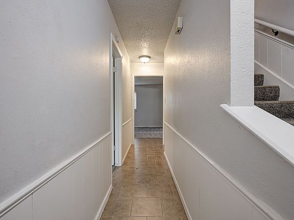 4th image of 1707 Ridgemont Cir