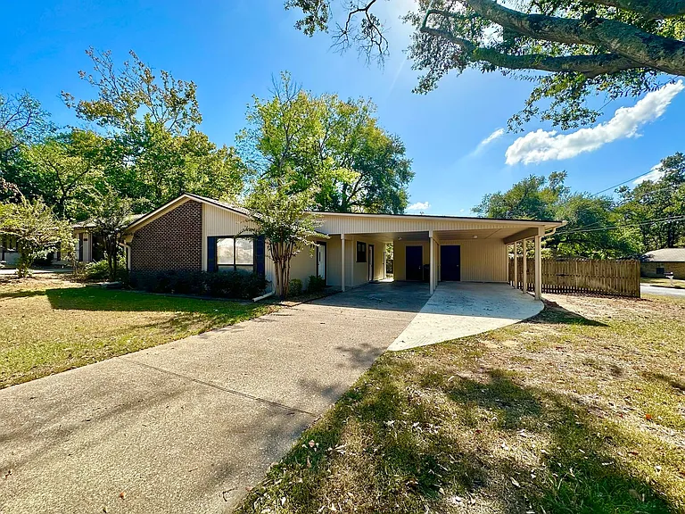 2725 Amy Ln — Photo 21
