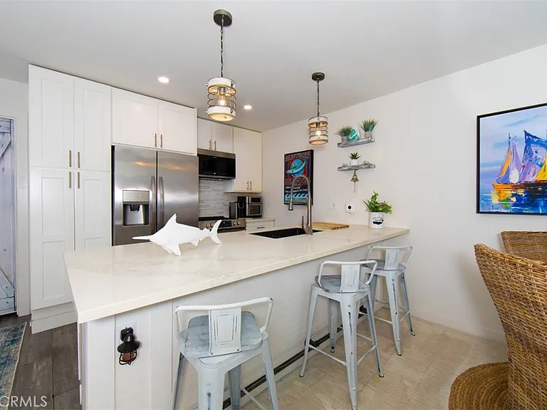28121 Highridge Rd #305 — Photo 8