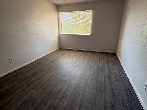 3rd image of 3810 N Maryvale Pkwy APT 2032