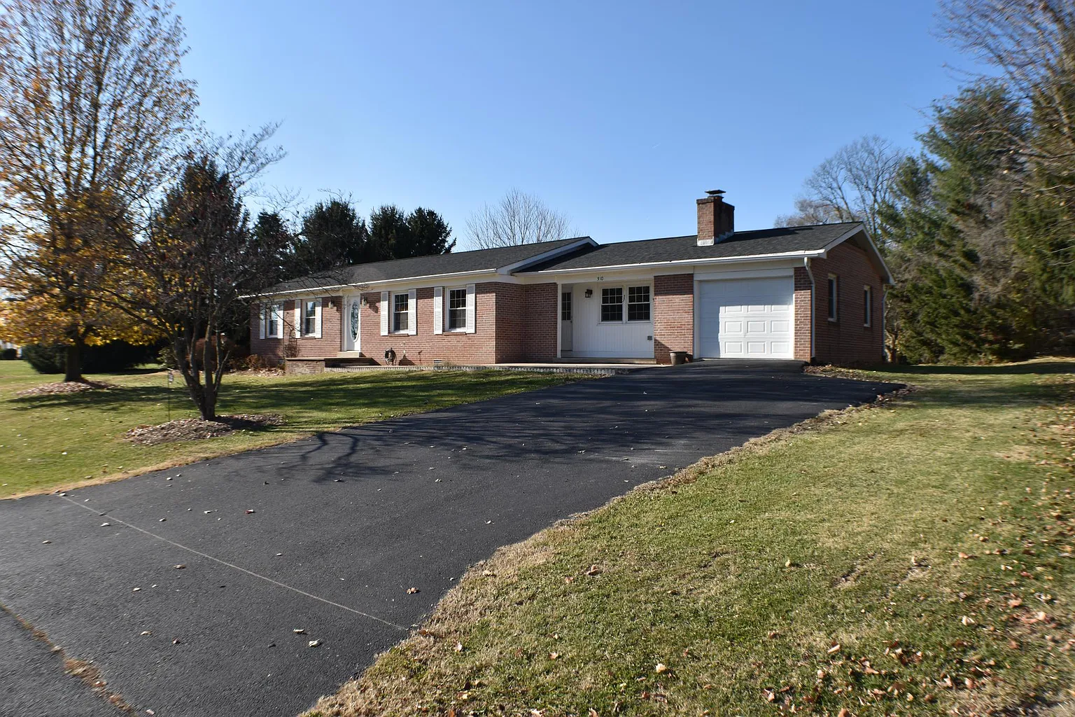 310 S Summit Ave photo 1