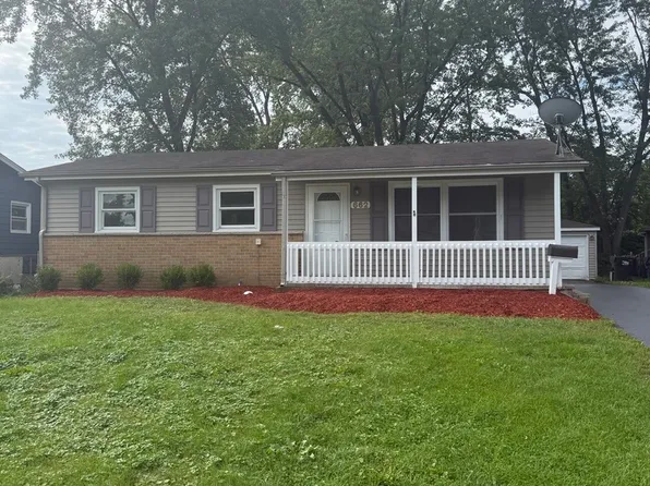 662 Walnut Rd, Wauconda, IL 60084