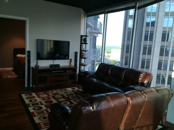 210 Church St #1801, Charlotte, NC 28202