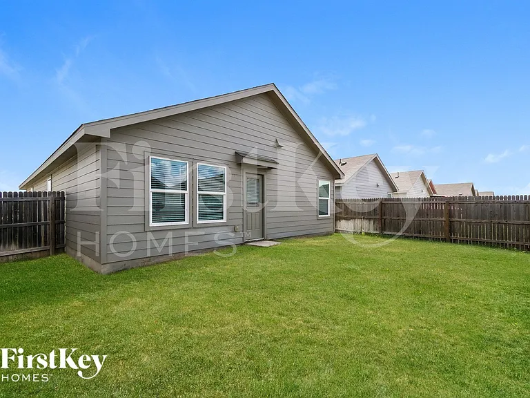 2418 Double Oak Dr — Photo 18