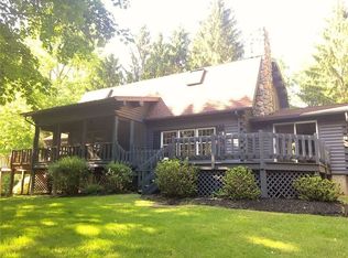 4059 Whitetail Dr, Canandaigua, NY 14424