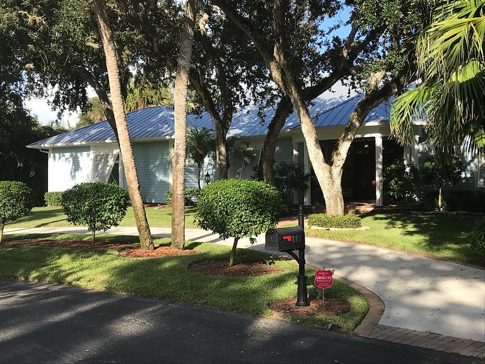 1st image of 560 N Sundance Trl