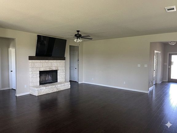 4th image of 170 Chester Rd