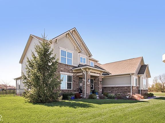 2nd image of 2498 Stonehaven Way