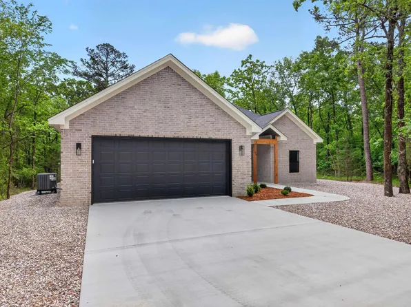 24 San Juan Ln, Hot Springs Village, AR 71909