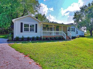 1545 W County Line Rd, Springdale, AR 72762