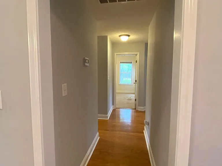 205 Drayton Ct — Photo 12