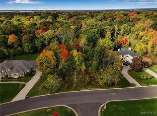 5158 Country Club Trl #9, Lewiston, NY 14092