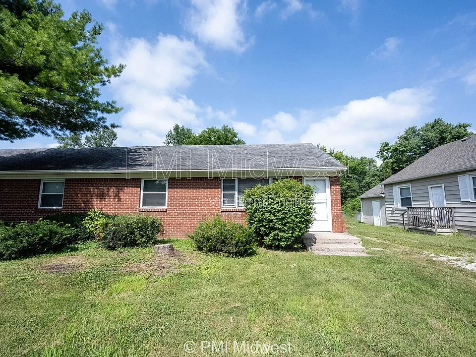 5820 Grandview Dr