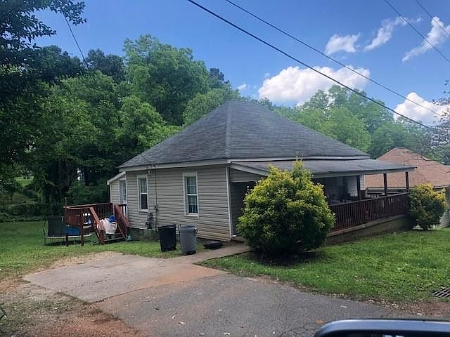 2nd image of 469 South St