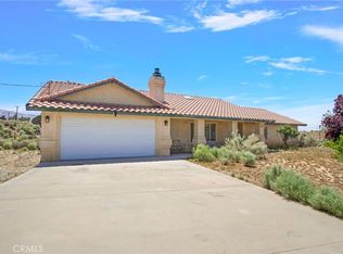 8725 Paramount Rd, Phelan, CA 92371