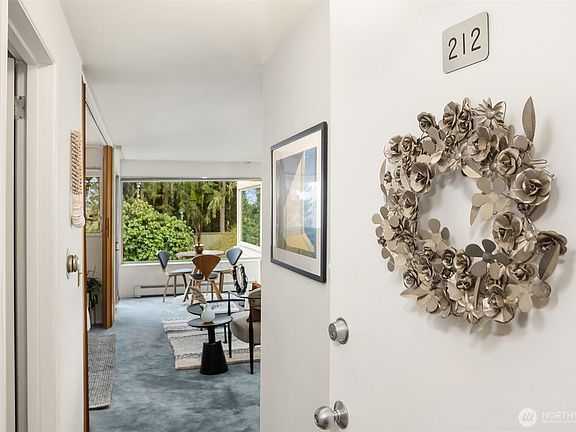 4th image of 1600 43rd Avenue E #212