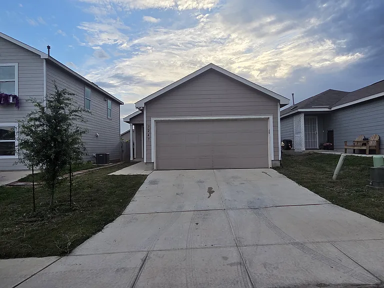 7247 Ox Pl — Photo 1