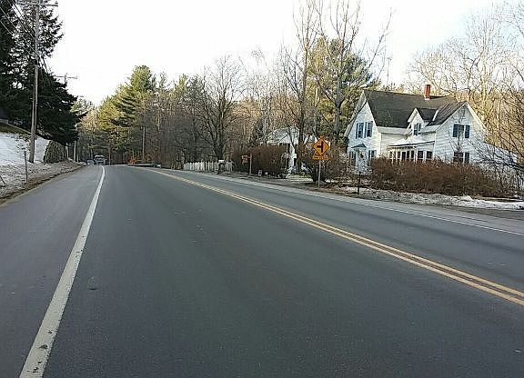 3rd image of 235 Gibbons Hwy