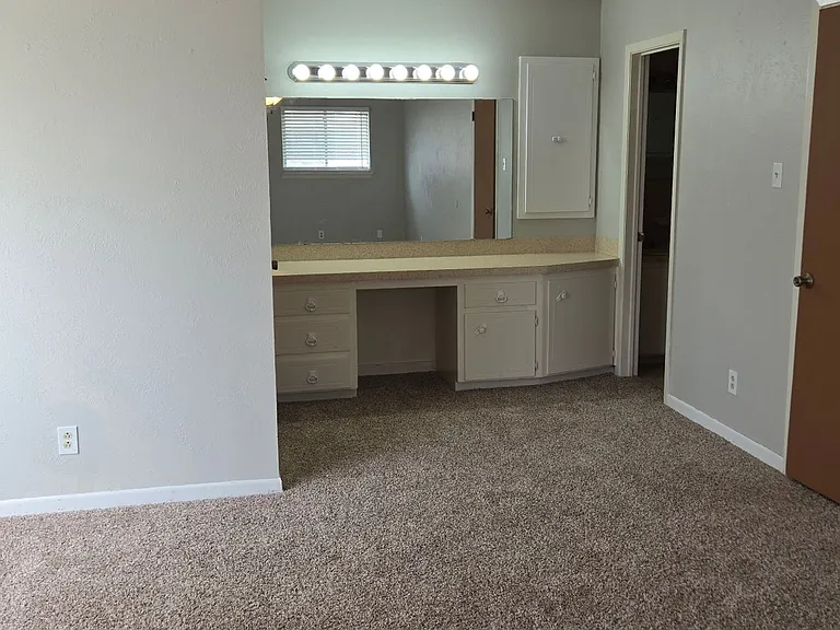 2909 Cypress Dr — Photo 20
