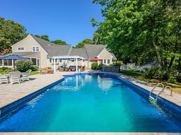 55 Seapuit Road, Osterville, MA 02655