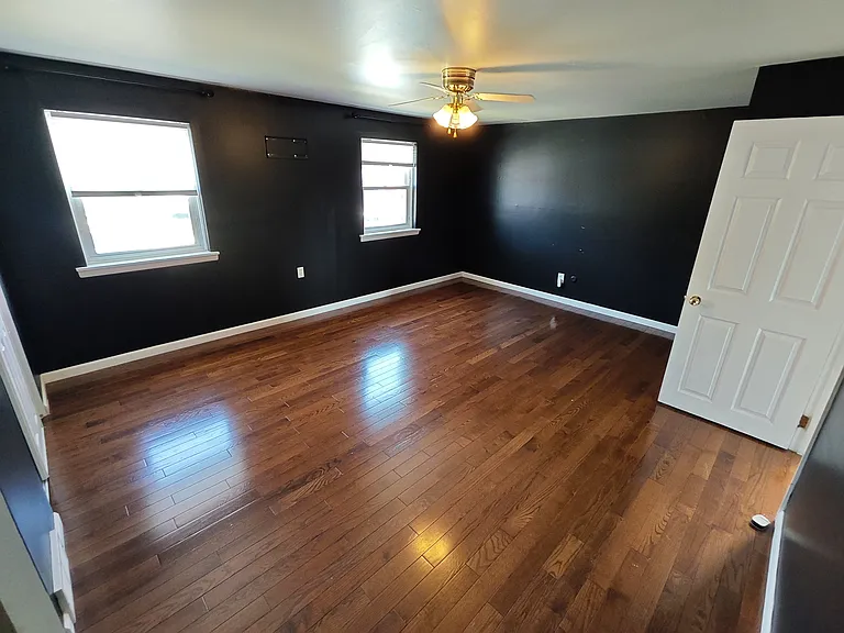 3322 Gurley Rd — Photo 5