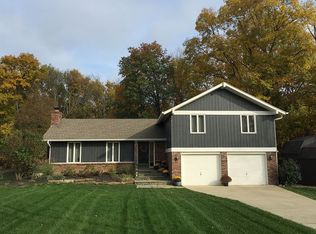 7784 Continental Dr, Mooresville, IN 46158