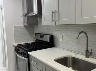 3929 212th St #1, Bayside, NY 11361