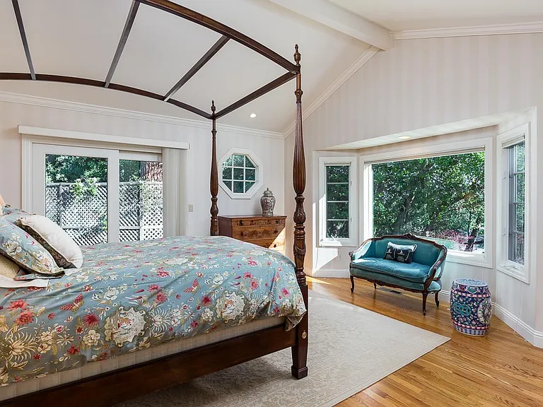 22505 Rolling Hills Rd — Photo 10