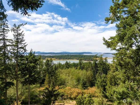380 Mariner Drive, Lopez Island, WA 98261