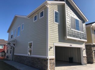 9742 Birch Ln, Thornton, CO 80229