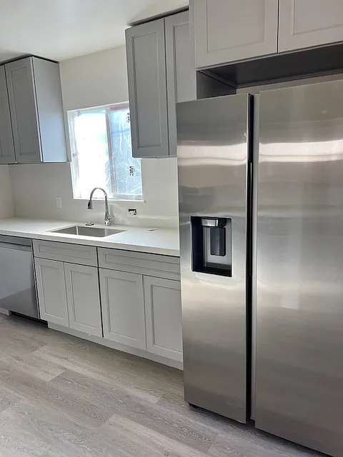 3 bed, 1500 sqft, $2,995 — Photo 2