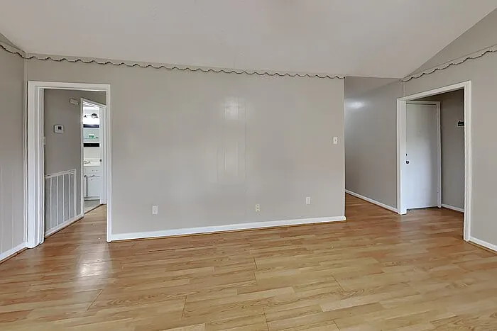 4313 Lariat Dr — Photo 5