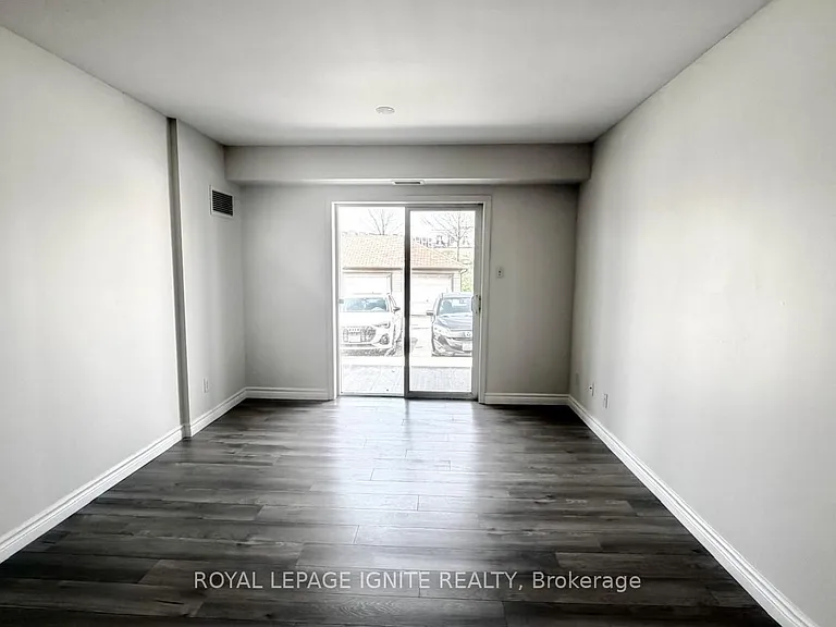 128 Aspen Springs Dr #105 — Photo 3