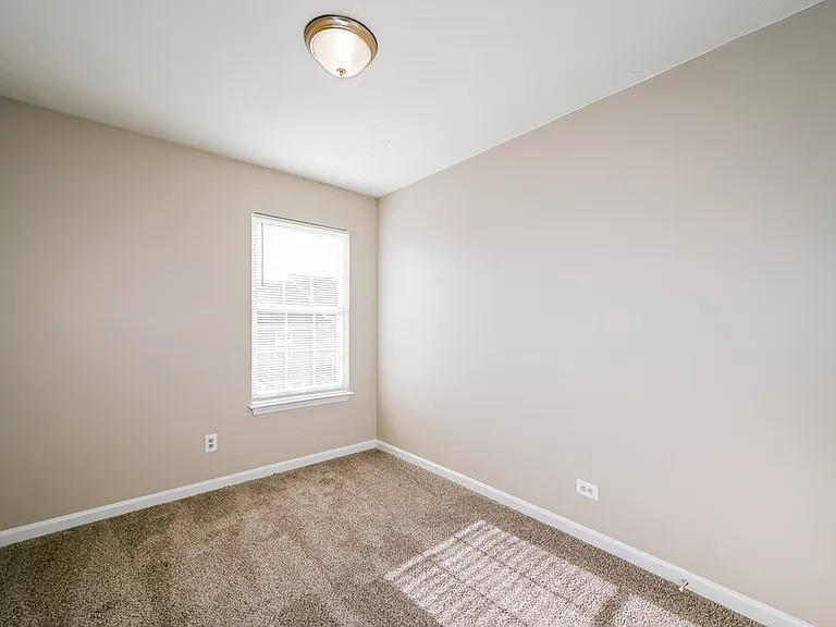 8021 Logan Dr — Photo 15