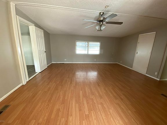 4th image of 2748 E Birchwood Ave