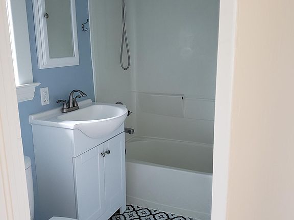5th image of 1017 Fairmount St SE #2