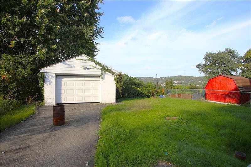 315 Ohio Ave, Clairton, PA 15025 Zillow