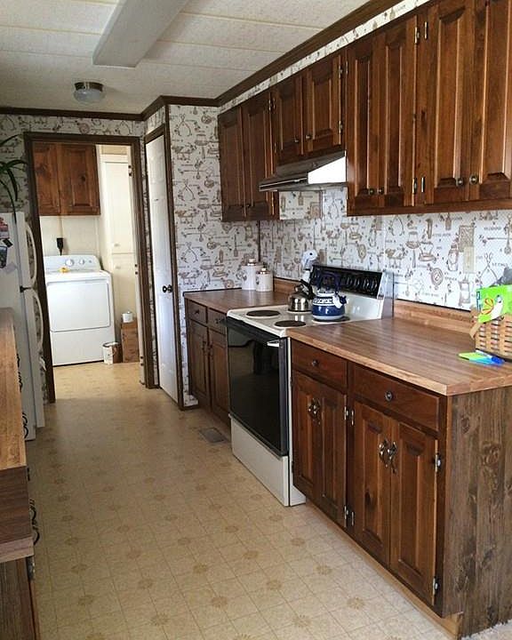 2nd image of 4 Cypress Ct