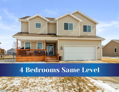 4511 Sunset Blvd, West Fargo, ND, 58078