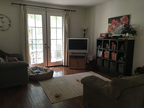 5th image of 304 Santa Cruz Island Dr