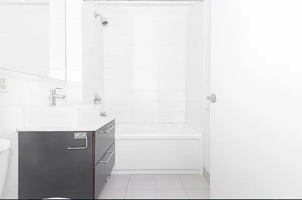 Rented by Reside New York | media 9