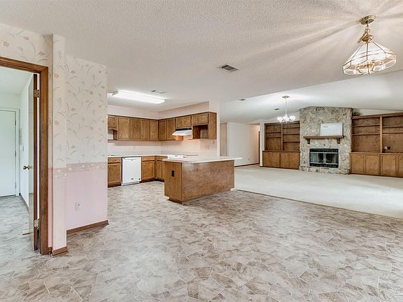 4th image of 2460 Belle Christiane Cir
