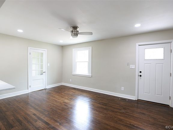 4th image of 4920 Stanley Dr