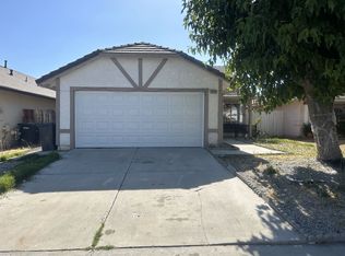 969 Aster St, Hemet, CA 92545