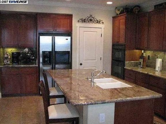 Oversized Kitchen Island