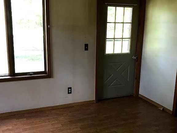 2nd image of 7458 Surbrook Rd