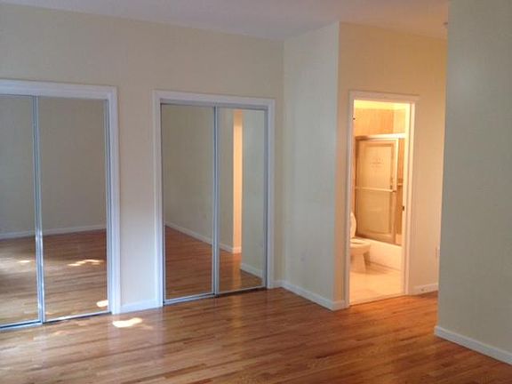 4th image of 220 Pine St