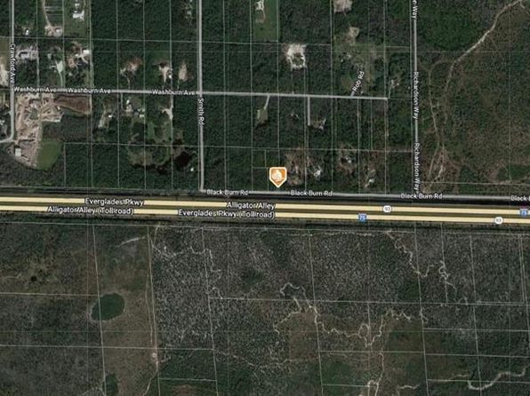 Blackburn Rd, Naples, FL 34117