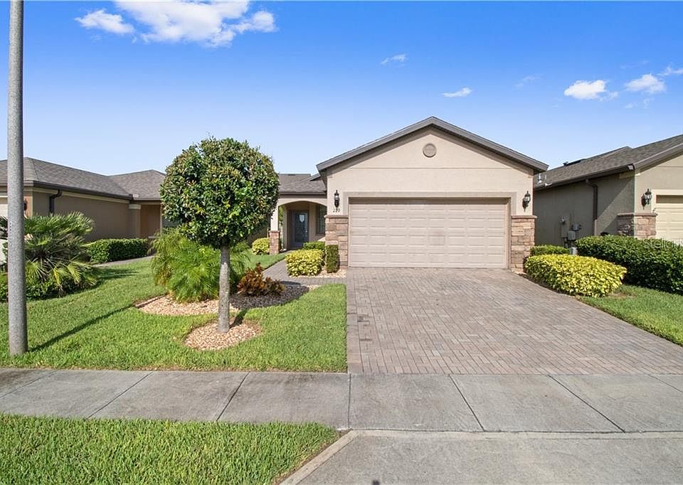 1st image of 229 Almeria Way